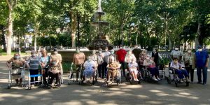 ? VISITA A LA RUTA DE LA SEDA.  EXPOSICIÓN SOLIDARIA ONGDELWENDE DE LAS HERMANAS DE LA CONSOLACIÓN.